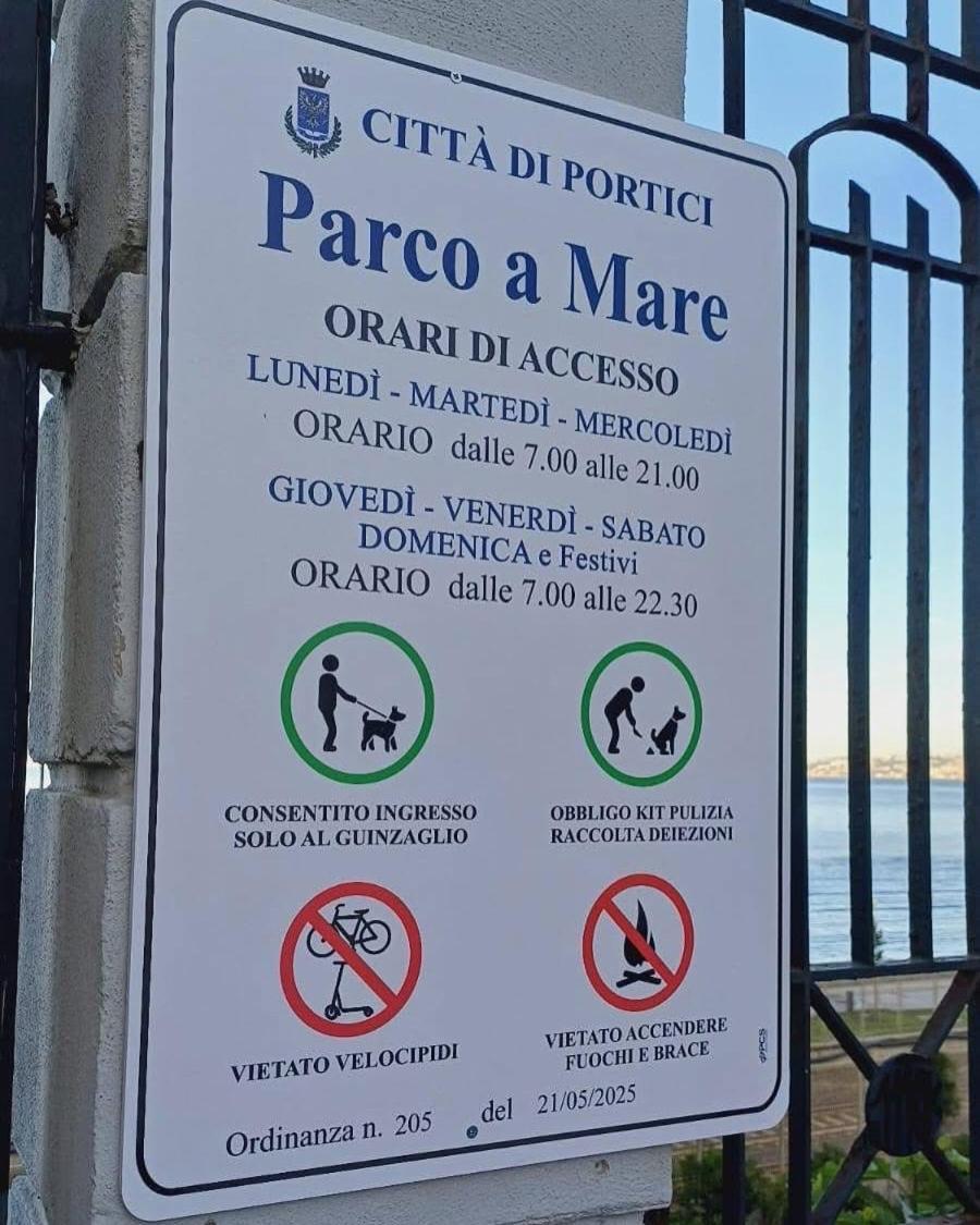 La Parthenope Suites Portici Exterior foto